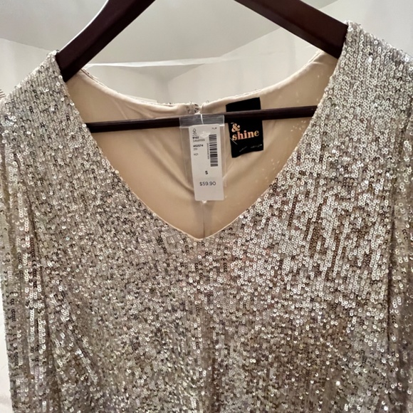 Sparkly long sleeved top - Picture 3 of 3